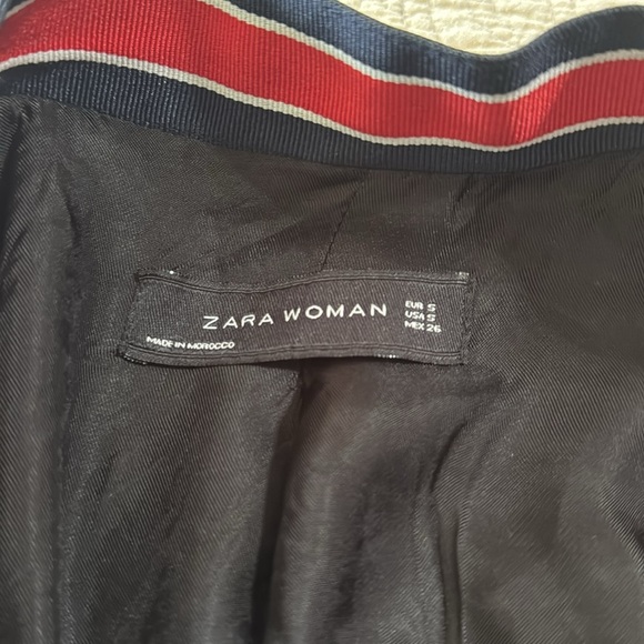 Zara Woman Tweed Pearl Button Jacket with Red and Blue Accents‎ - Picture 8 of 15